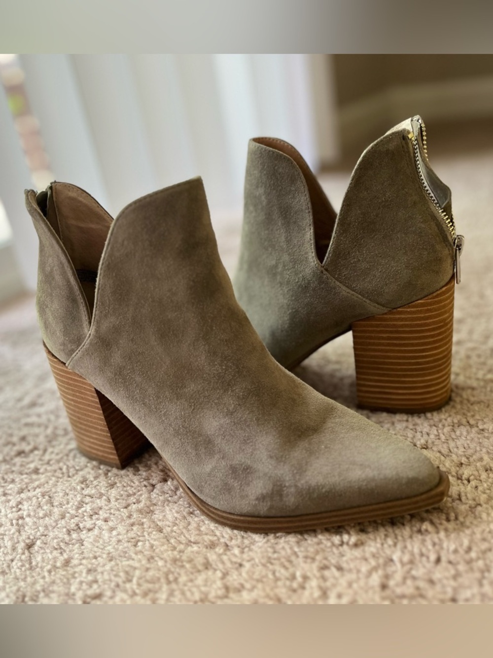 Steve Madden gray suede ankle boots block heel size 8.5 women’s